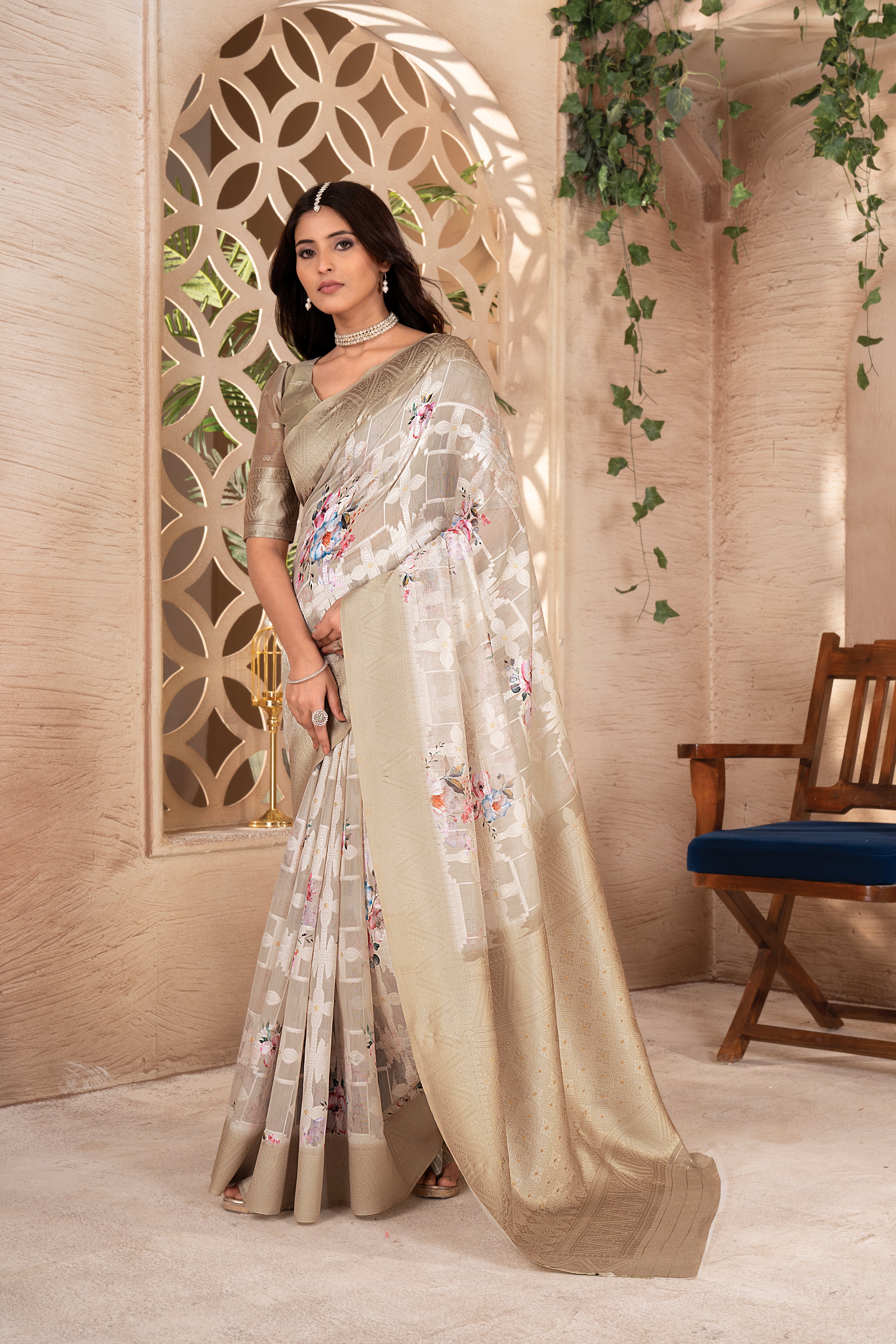 Cream Cotton Rich Pallu Floral Saree